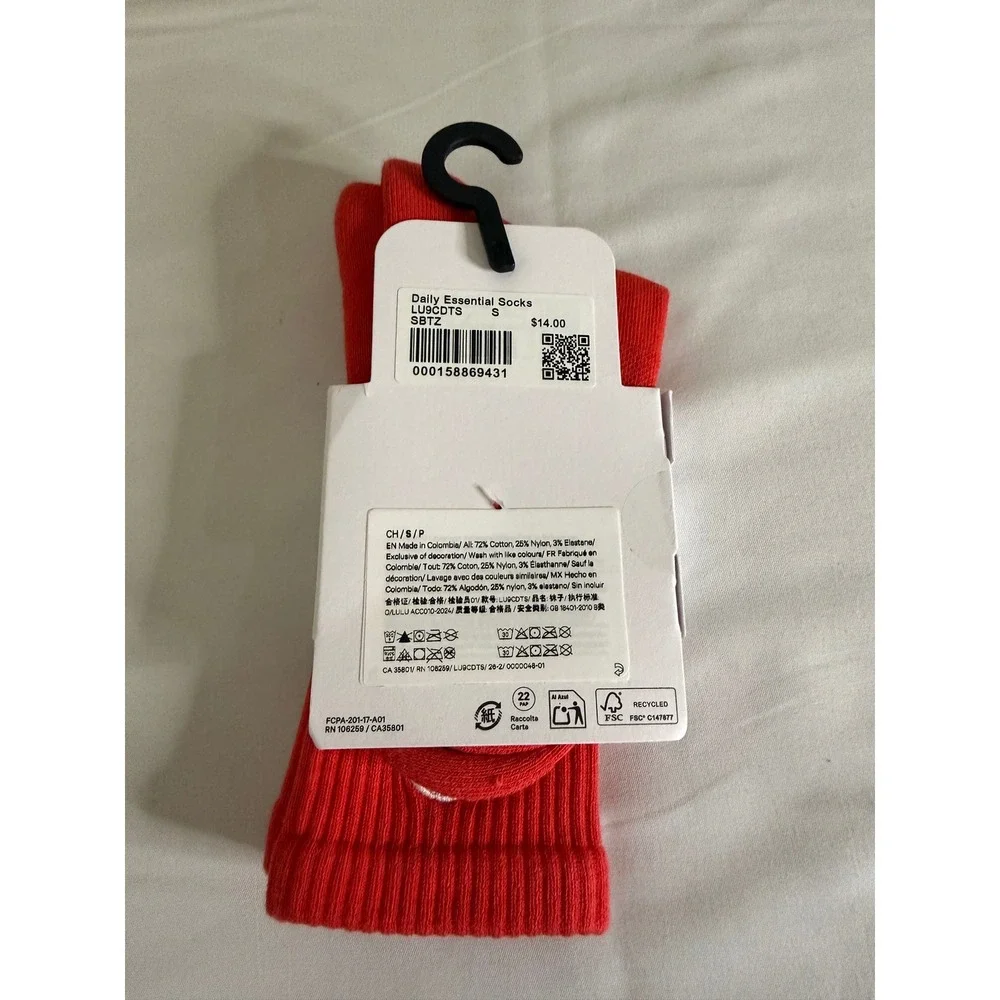 Lululemon Daily Essential Crew Socks Solar Orange SBTZ Unisex Size S Small NWT